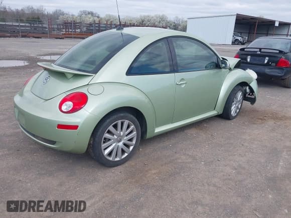 ✅ 2008 Volkswagen Beetle S • VIN: 3VWRW31C38M523065 • Lot: 41802540. Listed on IAAI with 151,065 mi. Free auction sales archive from the USA and detailed vehicle history report at DreamBid. Image 4.