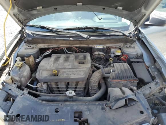 2009 Dodge Avenger SE z VIN 1B3LC46B39N564862, wystawiony jako Copart lot #66349045 z przebiegiem 267 427 mil mil oraz Szkoda całkowita • Salvage title. Historia ofert i sprzedaży dostępna na DreamBid. Obrazek 11.