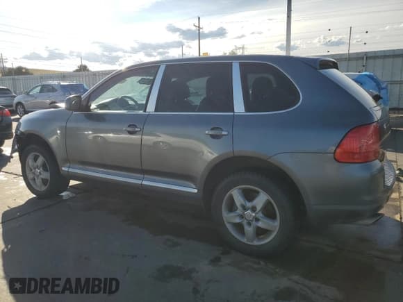 ✅ 2005 Porsche Cayenne • VIN: WP1AA29P45LA24917 • Lot: 72141784. Listed on Copart with 155,916 mi. Free auction sales archive from the USA and detailed vehicle history report at DreamBid. Image 2.