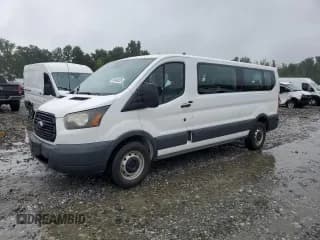✅ 2017 Ford Transit XL • VIN: 1FBZX2ZMXHKB12362 • Lot: 68463535. Wystawiony na Copart z przebiegiem 121 511 mil. Bezpłatny archiwum sprzedaży aukcyjnych z USA i szczegółowy raport historii pojazdu na DreamBid. Zdjęcie 1.