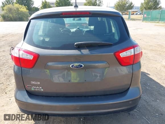 ✅ 2016 Ford C-Max SEL • VIN: 1FADP5CU8GL112553 • Лот: 42924850. Опубликован ранее на IAAI с пробегом 119 257 миль. Бесплатный доступ к архиву аукционных продаж из США и подробный отчёт об истории автомобиля на DreamBid. Изображение 16.