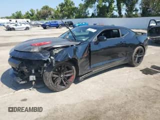 ✅ 2018 Chevrolet Camaro 2SS • VIN: 1G1FH1R79J0136694 • Lot: 67664375. Wystawiony na Copart z przebiegiem Nie podano. Bezpłatny archiwum sprzedaży aukcyjnych z USA i szczegółowy raport historii pojazdu na DreamBid. Zdjęcie 1.