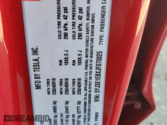 ✅ 2018 Tesla Model 3 Long Range Battery • VIN: 5YJ3E1EBXJF070025 • Lot: 92237805. Wystawiony na Copart z przebiegiem 106 318 mil. Bezpłatny archiwum sprzedaży aukcyjnych z USA i szczegółowy raport historii pojazdu na DreamBid. Zdjęcie 12.