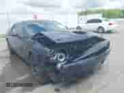 2018 Dodge Challenger R/T z VIN 2C3CDZBT3JH236561, wystawiony jako IAAI lot #42178251 z przebiegiem 81 573 mil mil oraz . Historia ofert i sprzedaży dostępna na DreamBid. Obrazek 6.