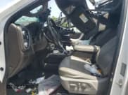 ✅ 2019 GMC Sierra 1500 SLT • VIN: 1GTU9DELXKZ113728 • Lot: 62954705. Wystawiony na Copart z przebiegiem 105 203 mil. Bezpłatny archiwum sprzedaży aukcyjnych z USA i szczegółowy raport historii pojazdu na DreamBid. Zdjęcie 7.