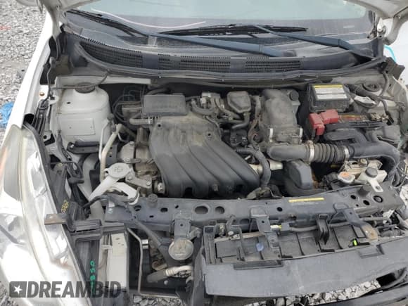 ✅ 2018 Nissan Versa SV • VIN: 3N1CN7APXJK402544 • Lot: 85487995. Wystawiony na Copart z przebiegiem 191 715 mil. Bezpłatny archiwum sprzedaży aukcyjnych z USA i szczegółowy raport historii pojazdu na DreamBid. Zdjęcie 11.