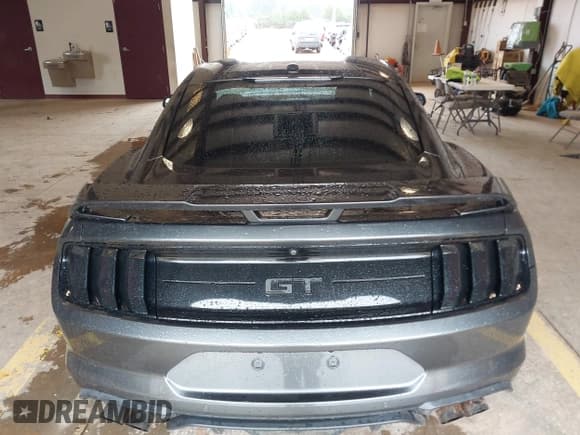 ✅ 2020 Ford Mustang GT • VIN: 1FA6P8CFXL5108286 • Lot: 42959782. Listed on IAAI with 43,052 mi. Free auction sales archive from the USA and detailed vehicle history report at DreamBid. Image 16.