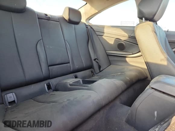 ✅ 2015 BMW 4 Series 428i xDrive • VIN: WBA3N5C51FK198486 • Lot: 87069275. Wystawiony na Copart z przebiegiem 110 439 mil. Bezpłatny archiwum sprzedaży aukcyjnych z USA i szczegółowy raport historii pojazdu na DreamBid. Zdjęcie 10.