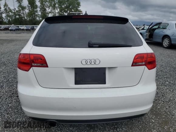 ✅ 2013 Audi A3 Premium Plus • VIN: WAUKJAFM3DA029589 • Lot: 58029865. Wystawiony na Copart z przebiegiem 139 093 mil. Bezpłatny archiwum sprzedaży aukcyjnych z USA i szczegółowy raport historii pojazdu na DreamBid. Zdjęcie 6.
