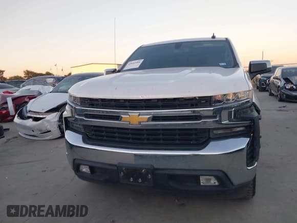 ✅ 2020 Chevrolet Silverado 1500 LT • VIN: 3GCPWCED9LG158962 • Lot: 43642484. Wystawiony na IAAI z przebiegiem 81 060 mil. Bezpłatny archiwum sprzedaży aukcyjnych z USA i szczegółowy raport historii pojazdu na DreamBid. Zdjęcie 12.