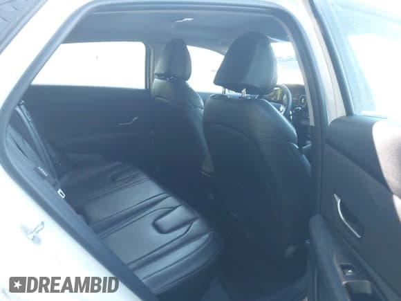 ✅ 2025 Hyundai Elantra Limited • VIN: KMHLP4DG2SU863428 • Lot: 43470613. Wystawiony na IAAI z przebiegiem 21 184 mil. Bezpłatny archiwum sprzedaży aukcyjnych z USA i szczegółowy raport historii pojazdu na DreamBid. Zdjęcie 8.