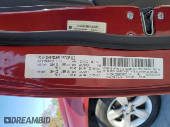 ✅ 2014 Jeep Compass Latitude • VIN: 1C4NJCEB6ED708073 • Lot: 86296065. Wystawiony na Copart z przebiegiem 151 644 mil. Bezpłatny archiwum sprzedaży aukcyjnych z USA i szczegółowy raport historii pojazdu na DreamBid. Zdjęcie 14.