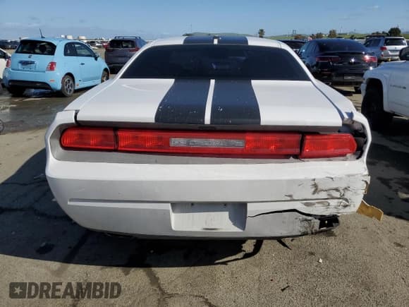 ✅ 2012 Dodge Challenger SXT • VIN: 2C3CDYAGXCH170592 • Lot: 45268205. Wystawiony na Copart z przebiegiem 144 230 mil. Bezpłatny archiwum sprzedaży aukcyjnych z USA i szczegółowy raport historii pojazdu na DreamBid. Zdjęcie 6.