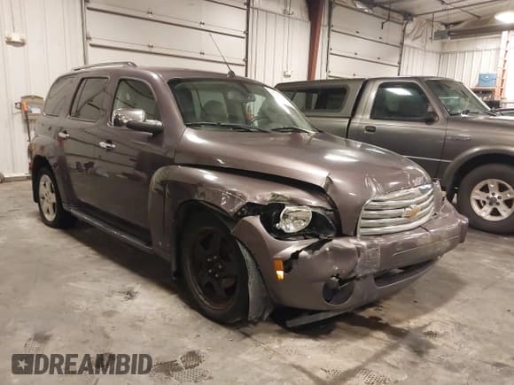 ✅ 2006 Chevrolet HHR LT • VIN: 3GNDA23PX6S662213 • Lot: 41583613. Listed on IAAI with 188,176 mi. Free auction sales archive from the USA and detailed vehicle history report at DreamBid. Image 1.