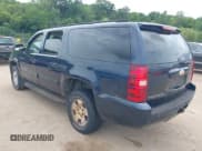 ✅ 2007 Chevrolet Suburban LT • VIN: 1GNFK16397R262365 • Lot: 42824307. Listed on IAAI with 188,043 mi. Free auction sales archive from the USA and detailed vehicle history report at DreamBid. Image 3.
