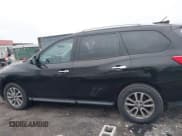 ✅ 2015 Nissan Pathfinder SV • VIN: 5N1AR2MM8FC665461 • Lot: 43677571. Wystawiony na IAAI z przebiegiem 214 249 mil. Bezpłatny archiwum sprzedaży aukcyjnych z USA i szczegółowy raport historii pojazdu na DreamBid. Zdjęcie 14.