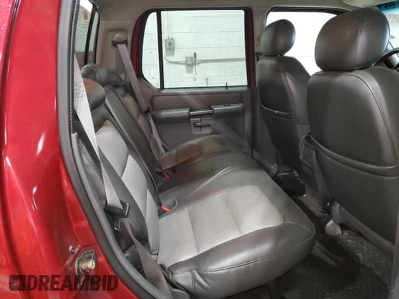 ✅ 2004 Ford Explorer Sport Trac XLS • VIN: 1FMZU77K64UB98895 • Лот: 72208684. Опубликован ранее на Copart с пробегом 80 635 миль. Бесплатный доступ к архиву аукционных продаж из США и подробный отчёт об истории автомобиля на DreamBid. Изображение 11.