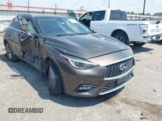 ✅ 2018 Infiniti QX30 Premium • VIN: SJKCH5CP3JA044367 • Lot: 42953589. Wystawiony na IAAI z przebiegiem 101 003 mil. Bezpłatny archiwum sprzedaży aukcyjnych z USA i szczegółowy raport historii pojazdu na DreamBid. Zdjęcie 1.