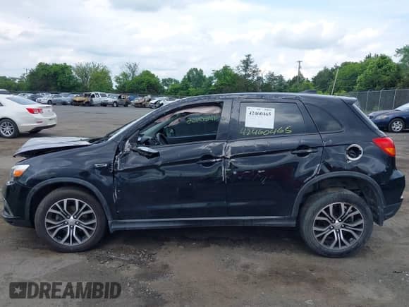 2018 Mitsubishi Outlander SE с VIN JA4AR3AW8JU020015, выставлен на аукционе IAAI как лот 42460465 с пробегом 76 823 миль миль и . История ставок и продаж доступна на DreamBid. Изображение 14.