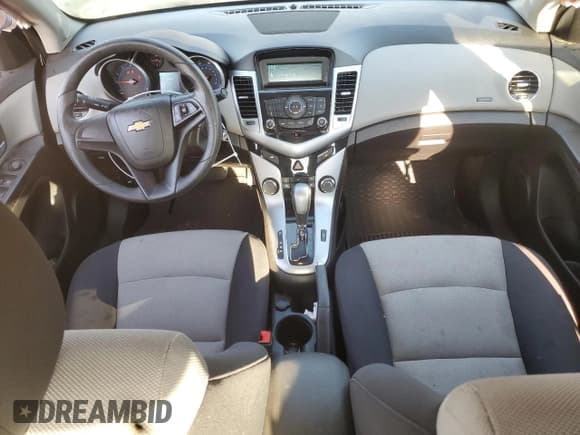 ✅ 2016 Chevrolet Cruze LS • VIN: 1G1PC5SH6G7199538 • Lot: 84286275. Listed on Copart with 89,212 mi. Free auction sales archive from the USA and detailed vehicle history report at DreamBid. Image 8.