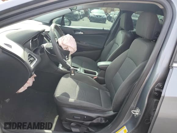 ✅ 2019 Chevrolet Cruze LT • VIN: 1G1BE5SM9K7127470 • Lot: 41798763. Listed on Copart with 45,935 mi. Free auction sales archive from the USA and detailed vehicle history report at DreamBid. Image 7.