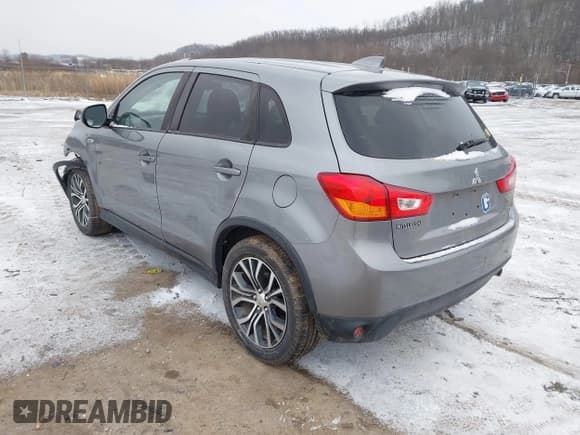 ✅ 2017 Mitsubishi Outlander ES • VIN: JA4AP3AU7HZ052729 • Lot: 41239243. Listed on IAAI with 143,920 mi. Free auction sales archive from the USA and detailed vehicle history report at DreamBid. Image 3.