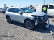 ✅ 2025 Nissan Rogue Rock Creek • VIN: 5N1BT3BB1SC831469 • Lot: 42850955. Listed on IAAI with 10,301 mi. Free auction sales archive from the USA and detailed vehicle history report at DreamBid. Image 1.