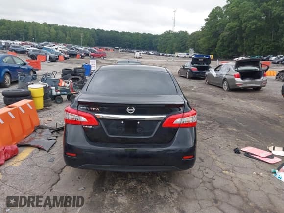 ✅ 2019 Nissan Sentra S • VIN: 3N1AB7AP4KY246984 • Lot: 42812049. Wystawiony na IAAI z przebiegiem 118 556 mil. Bezpłatny archiwum sprzedaży aukcyjnych z USA i szczegółowy raport historii pojazdu na DreamBid. Zdjęcie 16.
