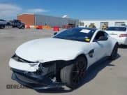 ✅ 2019 Aston Martin Vantage • VIN: SCFSMGAW4KGN01848 • Lot: 42032076. Wystawiony na IAAI z przebiegiem 54 469 mil. Bezpłatny archiwum sprzedaży aukcyjnych z USA i szczegółowy raport historii pojazdu na DreamBid. Zdjęcie 22.