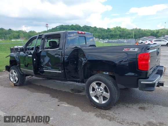 ✅ 2016 Chevrolet Silverado 2500HD LTZ • VIN: 1GC1KWE87GF114035 • Lot: 42254348. Listed on IAAI with Not provided. Free auction sales archive from the USA and detailed vehicle history report at DreamBid. Image 14.