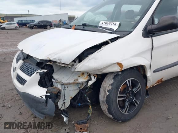 ✅ 2003 Dodge Caravan Cargo • VIN: 1D4GP21383B339065 • Lot: 41069958. Listed on IAAI with 93,865 mi. Free auction sales archive from the USA and detailed vehicle history report at DreamBid. Image 6.