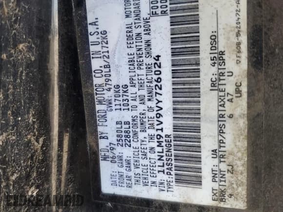 ✅ 1997 Lincoln Mark VIII • VIN: 1LNLM91V9VY726024 • Lot: 67572494. Listed on Copart with 107,338 mi. Free auction sales archive from the USA and detailed vehicle history report at DreamBid. Image 12.