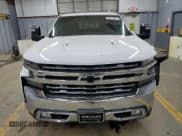 ✅ 2020 Chevrolet Silverado 1500 LTZ • VIN: 3GCUYGEL3LG420132 • Lot: 63814304. Wystawiony na Copart z przebiegiem 131 444 mil. Bezpłatny archiwum sprzedaży aukcyjnych z USA i szczegółowy raport historii pojazdu na DreamBid. Zdjęcie 5.