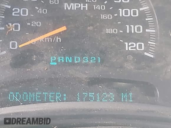 ✅ 2003 Chevrolet Silverado 2500HD LT • VIN: 1GCHK29G03E172190 • Lot: 43526942. Wystawiony na IAAI z przebiegiem 175 123 mil. Bezpłatny archiwum sprzedaży aukcyjnych z USA i szczegółowy raport historii pojazdu na DreamBid. Zdjęcie 15.