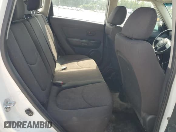 ✅ 2011 Kia Soul • VIN: KNDJT2A14B7714383 • Lot: 66677495. Wystawiony na Copart z przebiegiem 181 731 mil. Bezpłatny archiwum sprzedaży aukcyjnych z USA i szczegółowy raport historii pojazdu na DreamBid. Zdjęcie 10.