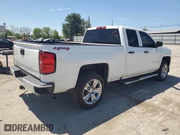 ✅ 2016 Chevrolet Silverado 1500 Custom • VIN: 1GCVKPEC4GZ336333 • Лот: 51511994. Опубликован ранее на Copart с пробегом 124 374 миль. Бесплатный доступ к архиву аукционных продаж из США и подробный отчёт об истории автомобиля на DreamBid. Изображение 3.