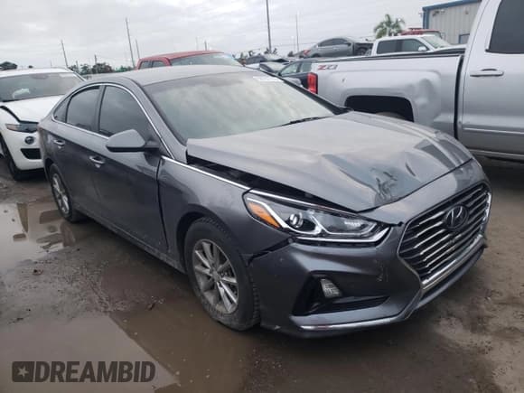 ✅ 2019 Hyundai Sonata SE • VIN: 5NPE24AF9KH803504 • Lot: 68781742. Listed on Copart with 57,229 mi. Free auction sales archive from the USA and detailed vehicle history report at DreamBid. Image 4.