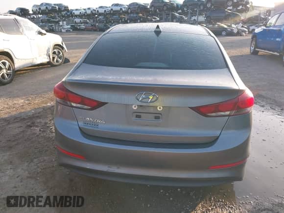 2018 Hyundai Elantra SEL z VIN 5NPD84LF1JH261367, wystawiony jako IAAI lot #43102973 z przebiegiem 105 603 mil mil oraz . Historia ofert i sprzedaży dostępna na DreamBid. Obrazek 15.