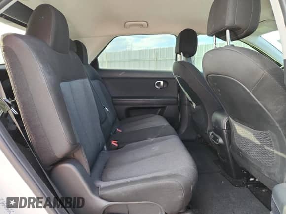 ✅ 2022 Hyundai Ioniq 5 SE • VIN: KM8KMDAF2NU051714 • Lot: 82382415. Wystawiony na Copart z przebiegiem 91 336 mil. Bezpłatny archiwum sprzedaży aukcyjnych z USA i szczegółowy raport historii pojazdu na DreamBid. Zdjęcie 11.