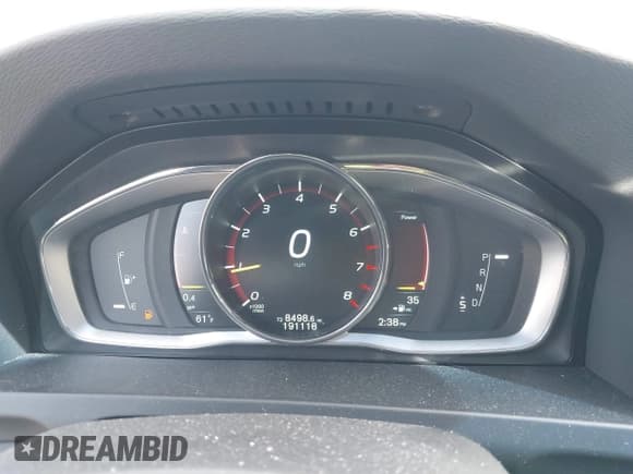 ✅ 2015 Volvo V60 T5 Drive-E Premier • VIN: YV140MEK1F1258057 • Lot: 41813010. Wystawiony na IAAI z przebiegiem 191 118 mil. Bezpłatny archiwum sprzedaży aukcyjnych z USA i szczegółowy raport historii pojazdu na DreamBid. Zdjęcie 7.