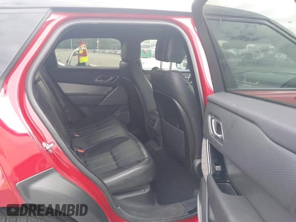 ✅ 2018 Land Rover Range Rover Velar R-Dynamic SE • VIN: SALYL2RX5JA777977 • Lot: 43228040. Listed on IAAI with 109,544 mi. Free auction sales archive from the USA and detailed vehicle history report at DreamBid. Image 8.