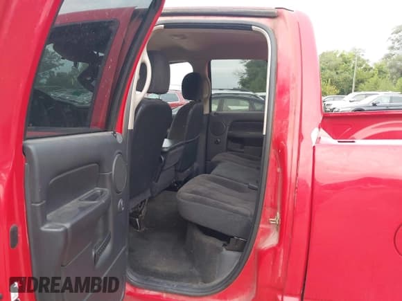 ✅ 2003 Dodge 1500 ST • VIN: 1D7HU18Z13J518624 • Lot: 43071154. Listed on IAAI with 257,810 mi. Free auction sales archive from the USA and detailed vehicle history report at DreamBid. Image 8.