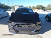 ✅ 2015 Dodge Charger SE • VIN: 2C3CDXBG1FH722333 • Lot: 43682694. Wystawiony na IAAI z przebiegiem 142 601 mil. Bezpłatny archiwum sprzedaży aukcyjnych z USA i szczegółowy raport historii pojazdu na DreamBid. Zdjęcie 12.