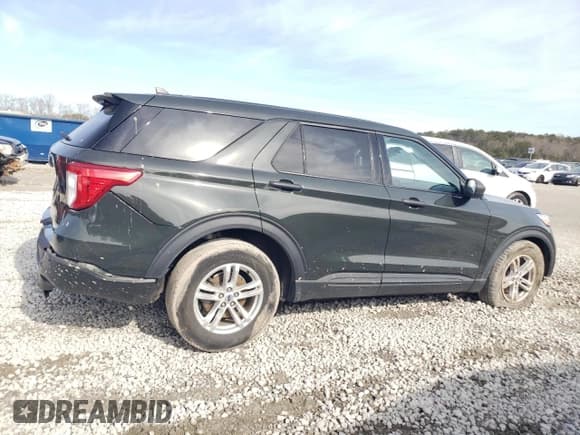 ✅ 2022 Ford Explorer • VIN: 1FMSK7BH0NGB78662 • Lot: 88798505. Wystawiony na Copart z przebiegiem 28 713 mil. Bezpłatny archiwum sprzedaży aukcyjnych z USA i szczegółowy raport historii pojazdu na DreamBid. Zdjęcie 3.