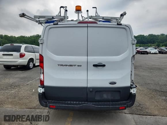 ✅ 2017 Ford Transit • VIN: 1FTYE1ZM9HKB28625 • Лот: 61034765. Опубликован ранее на Copart с пробегом 85 673 миль. Бесплатный доступ к архиву аукционных продаж из США и подробный отчёт об истории автомобиля на DreamBid. Изображение 6.