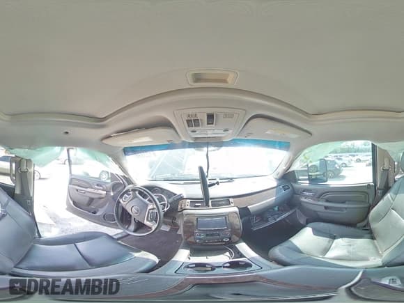 ✅ 2014 GMC Sierra 2500HD Denali • VIN: 1GT125E84EF137604 • Lot: 61228985. Wystawiony na Copart z przebiegiem 210 505 mil. Bezpłatny archiwum sprzedaży aukcyjnych z USA i szczegółowy raport historii pojazdu na DreamBid. Zdjęcie 14.