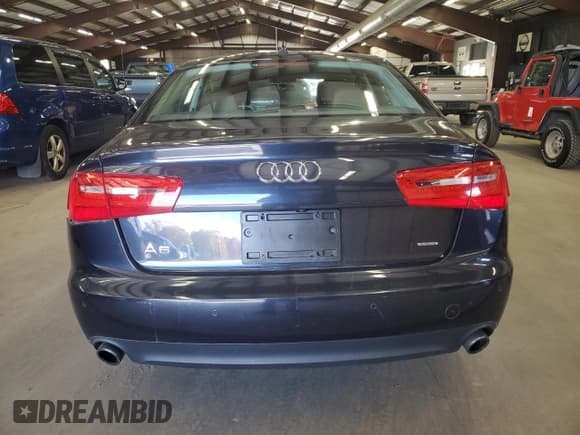 ✅ 2015 Audi A6 Premium Plus • VIN: WAUGFAFC8FN028402 • Lot: 89921745. Wystawiony na Copart z przebiegiem 114 794 mil. Bezpłatny archiwum sprzedaży aukcyjnych z USA i szczegółowy raport historii pojazdu na DreamBid. Zdjęcie 6.
