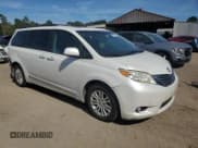 ✅ 2017 Toyota Sienna XLE Auto Access Seat • VIN: 5TDYZ3DC4HS886900 • Lot: 89442405. Wystawiony na Copart z przebiegiem 176 078 mil. Bezpłatny archiwum sprzedaży aukcyjnych z USA i szczegółowy raport historii pojazdu na DreamBid. Zdjęcie 4.