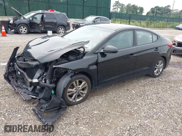 ✅ 2017 Hyundai Elantra SE • VIN: KMHD84LF9HU207150 • Lot: 42902585. Listed on IAAI with 141,799 mi. Free auction sales archive from the USA and detailed vehicle history report at DreamBid. Image 18.