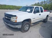 ✅ 2006 Chevrolet Silverado 2500HD LT2 • VIN: 1GCHK29U66E147563 • Лот: 41794770. Опубликован ранее на IAAI с пробегом 107 526 миль. Бесплатный доступ к архиву аукционных продаж из США и подробный отчёт об истории автомобиля на DreamBid. Изображение 2.